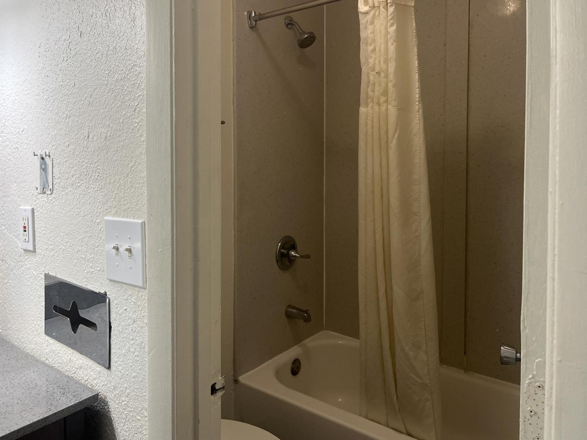 Motel 6 Charlotte, Nc - Airport South מראה חיצוני תמונה